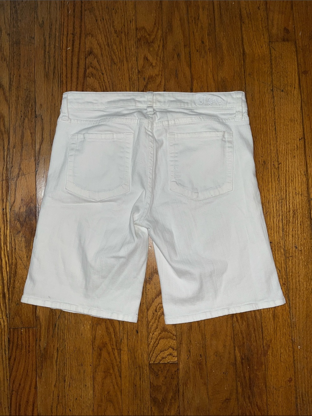 Kut By The Kloth Classic White Denim Jean Shorts Size 6 - Picture 8 of 10